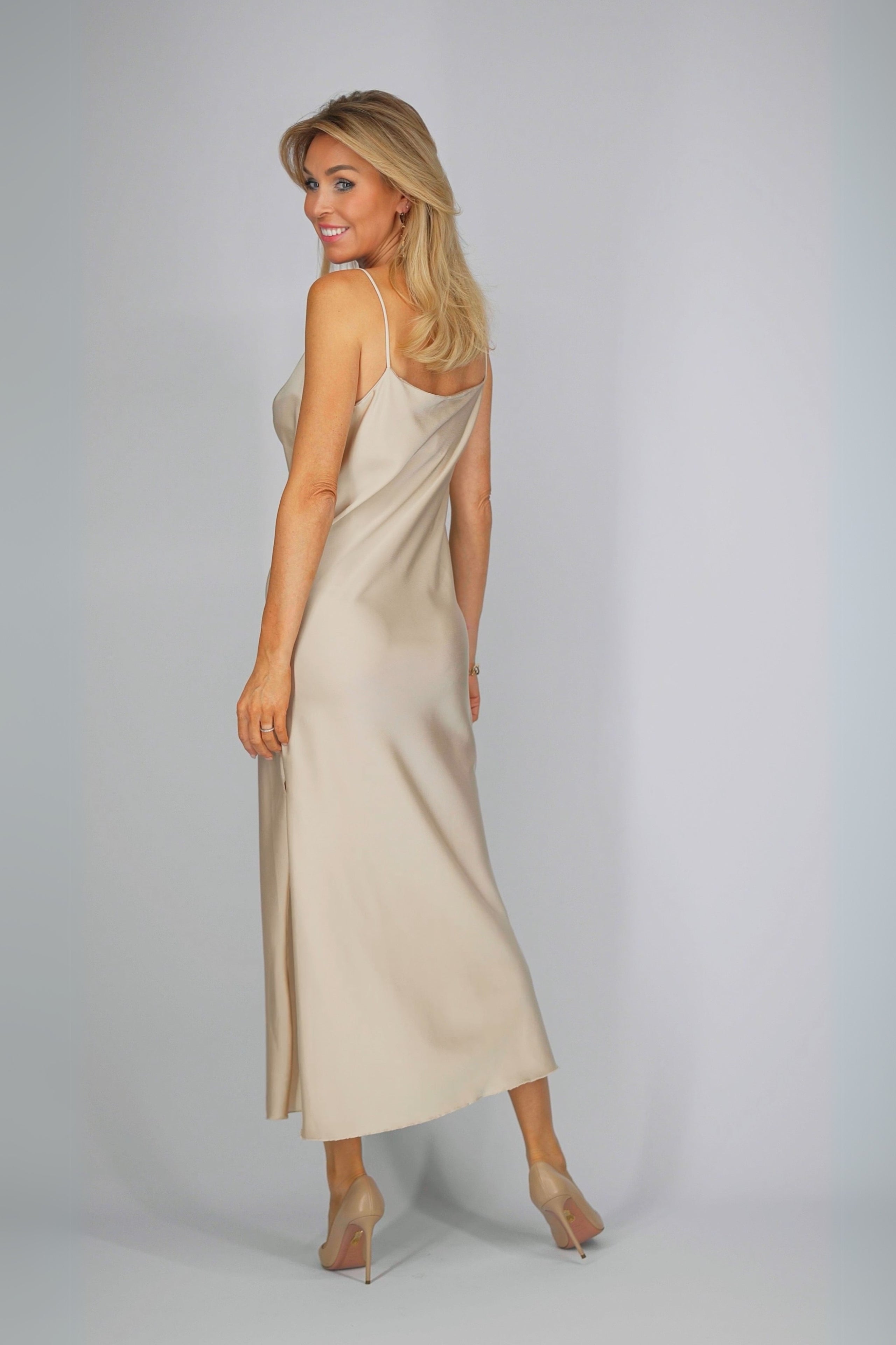 Beige satijnen slipdress-MyEssentials