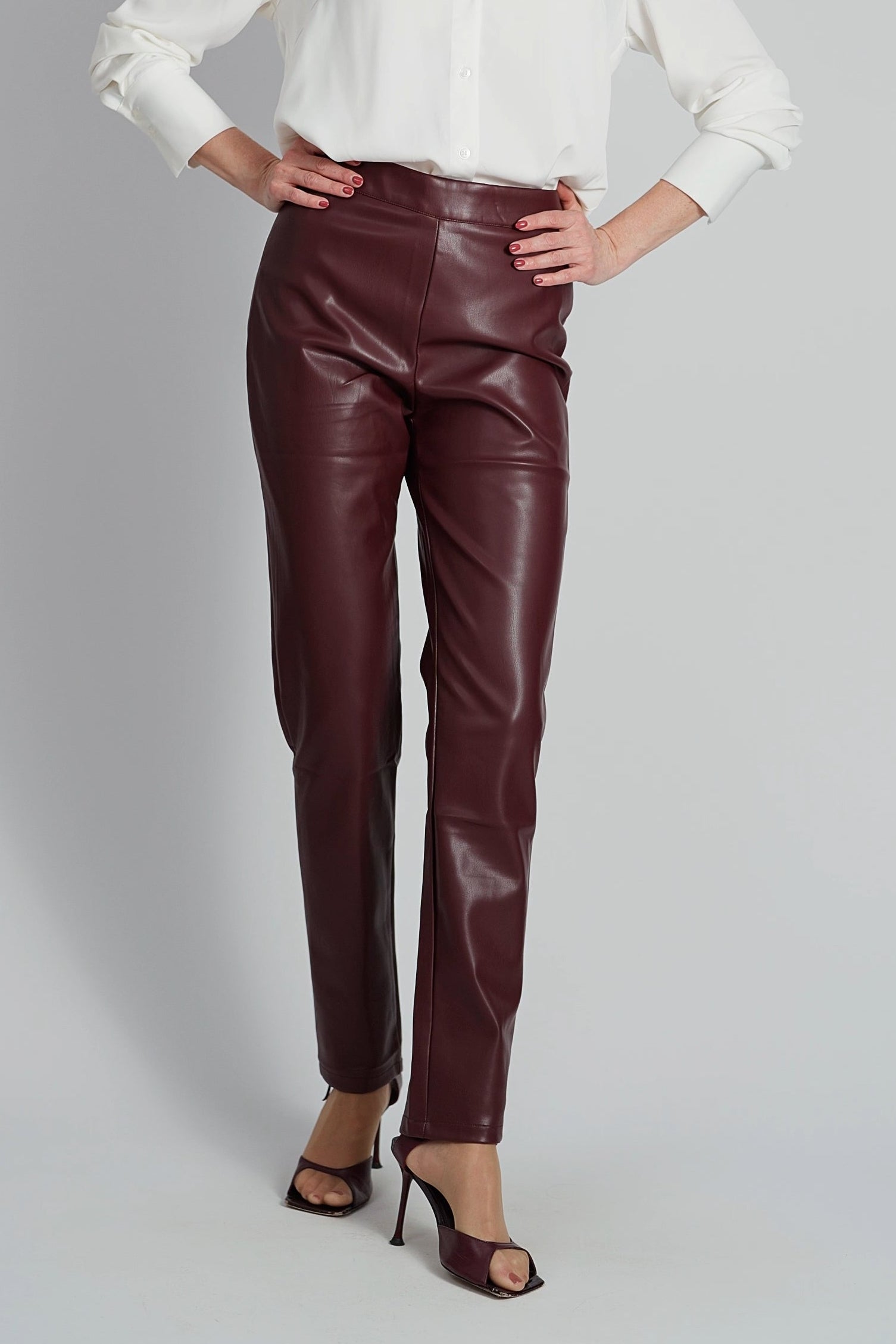 Bordeauxrode imitatieleren broek met smalle pijpen-MyEssentials