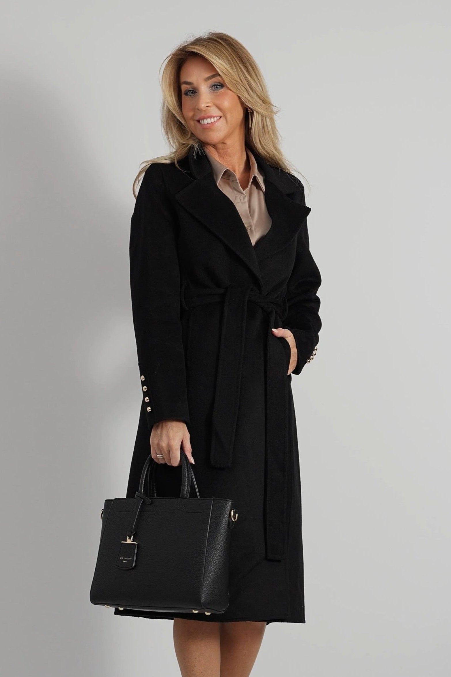 Zwarte wollen mantel-MyEssentials