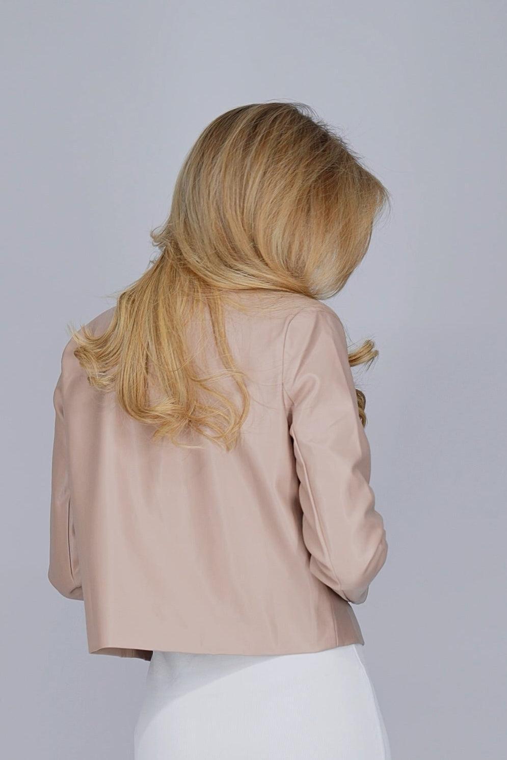 Taupekleurig kort jasje in imitatieleer-MyEssentials