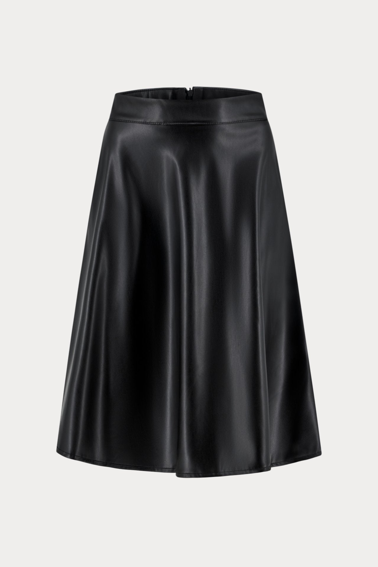 Zwarte imitatieleren uitlopende rok met zakken-MyEssentials